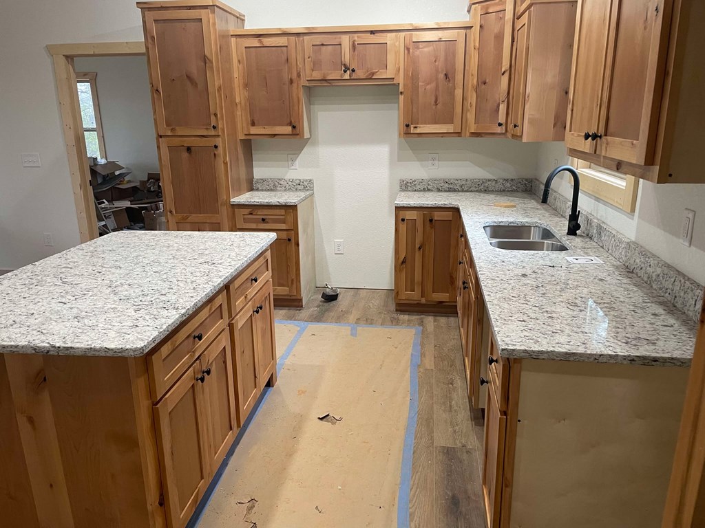 415337 Murphy Residential