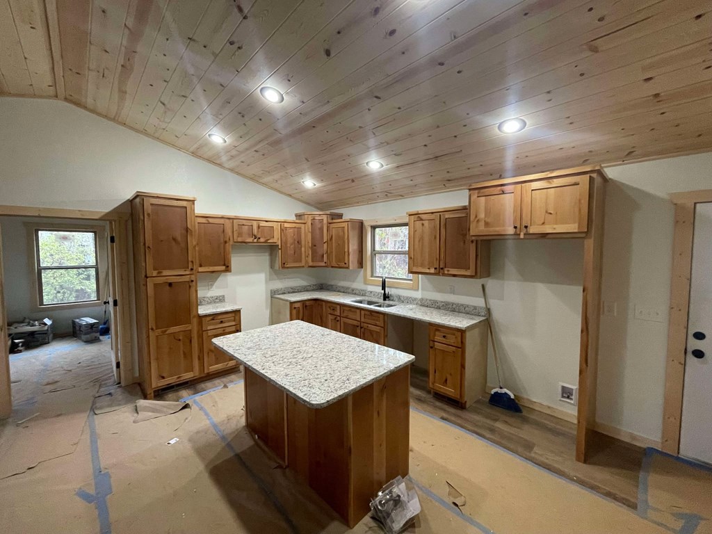 415337 Murphy Residential