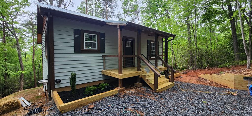 415338 Blue Ridge Residential
