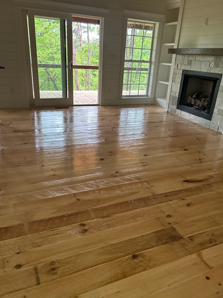 415338 Blue Ridge Residential