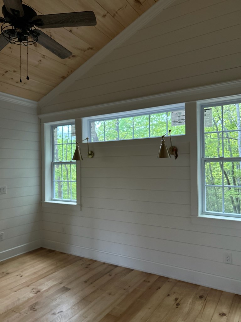 415338 Blue Ridge Residential