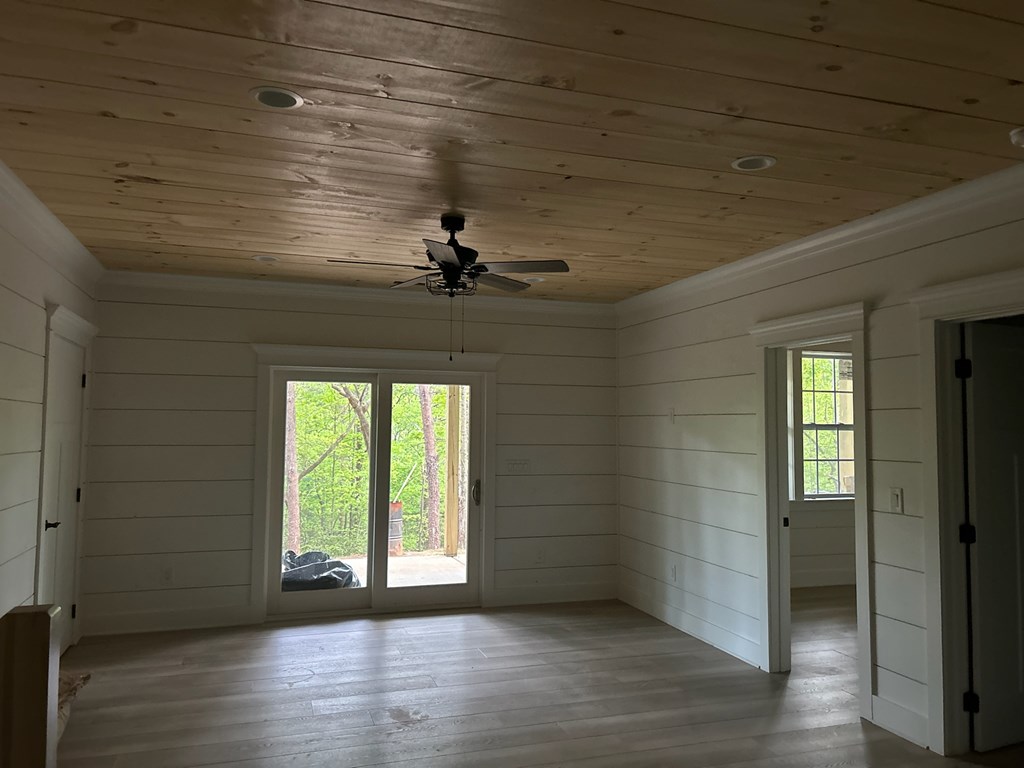 415338 Blue Ridge Residential