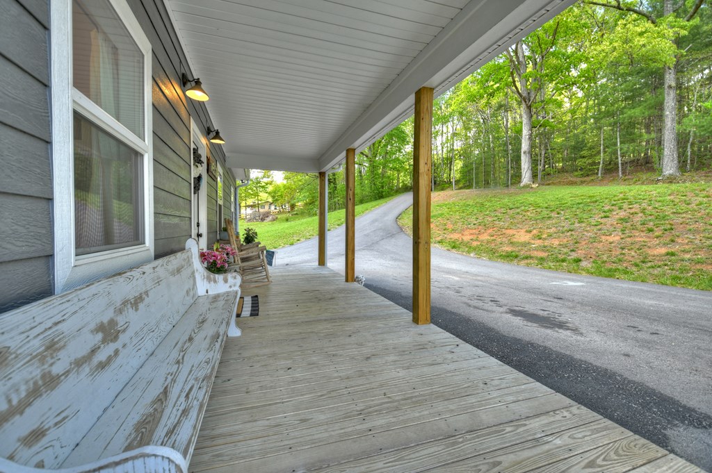 415340 Hayesville Residential