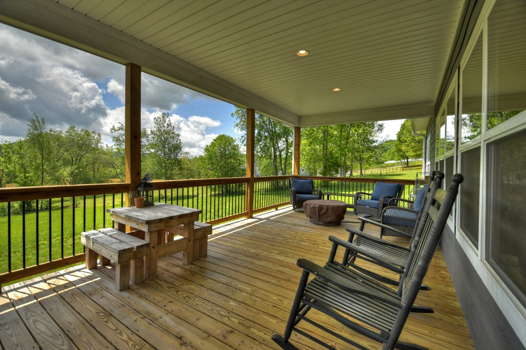 415340 Hayesville Residential