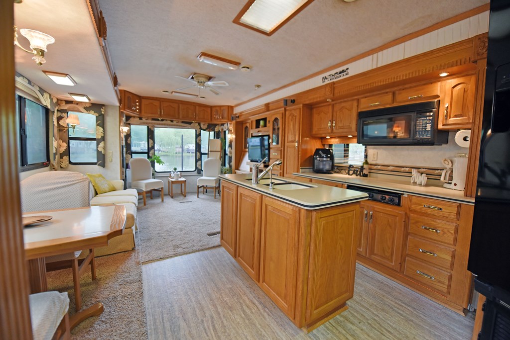 415341 Blairsville Residential