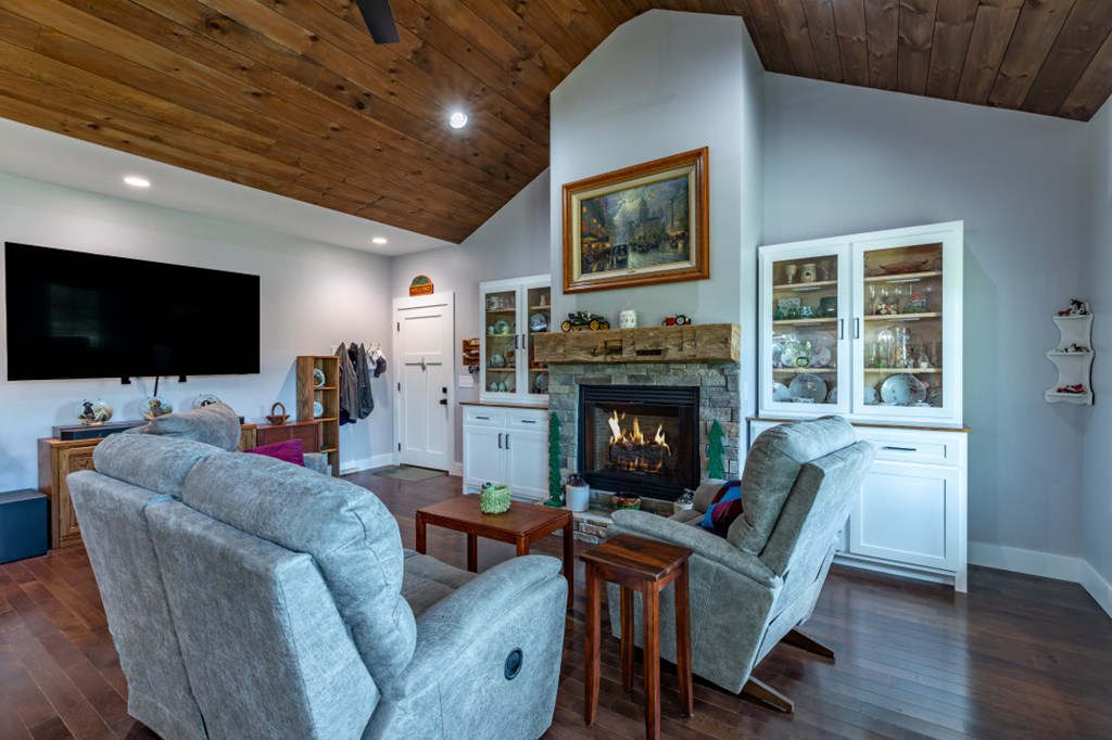415343 Blairsville Residential