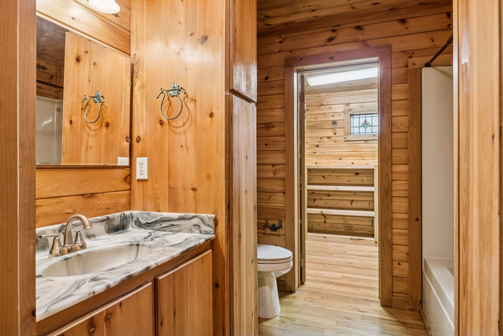 415345 Morganton Residential
