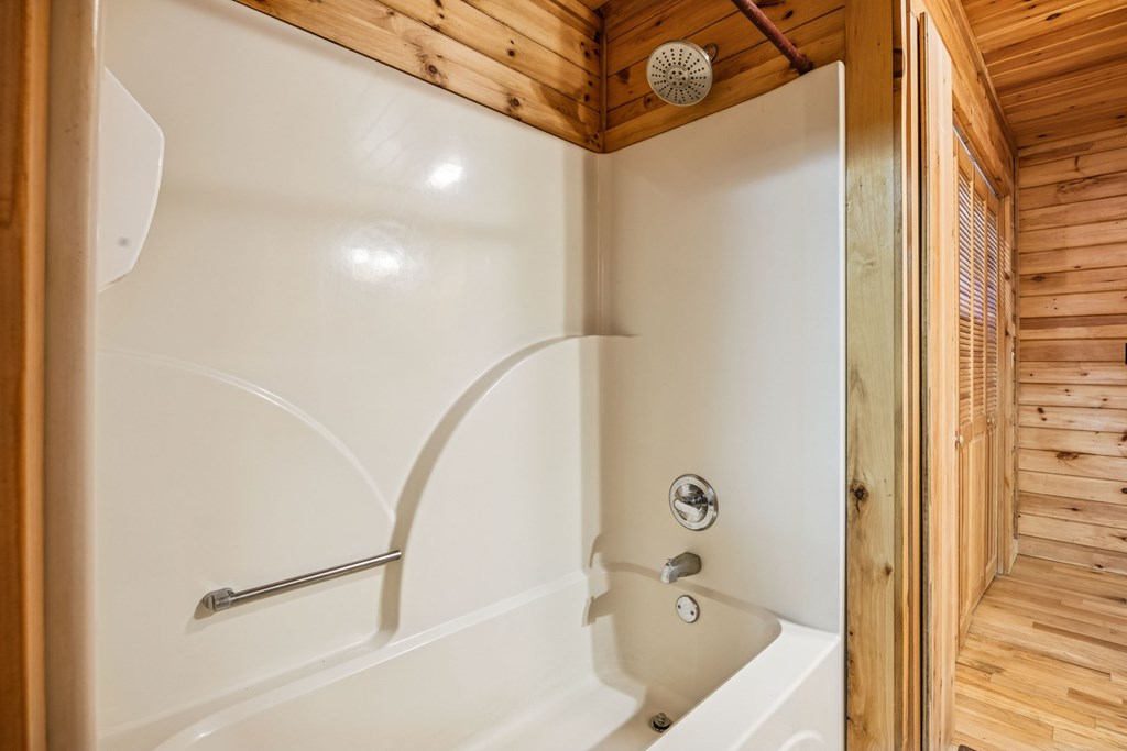415345 Morganton Residential