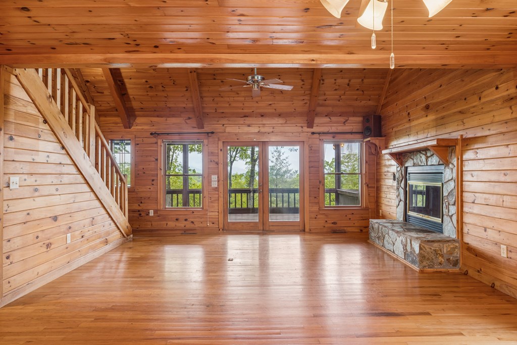 415345 Morganton Residential