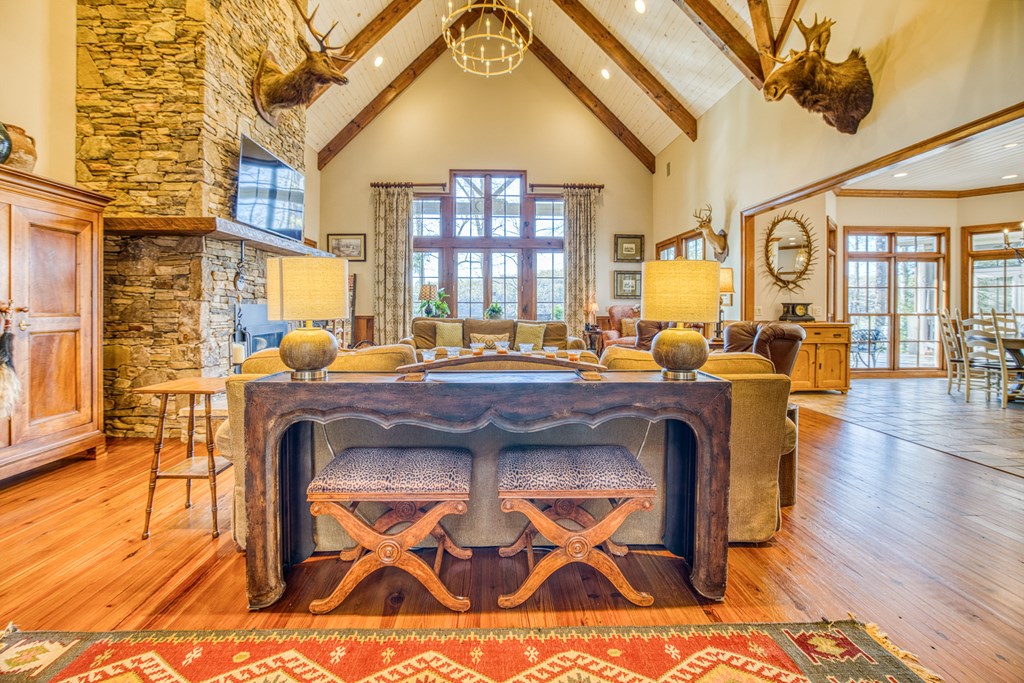 415347 Morganton Residential