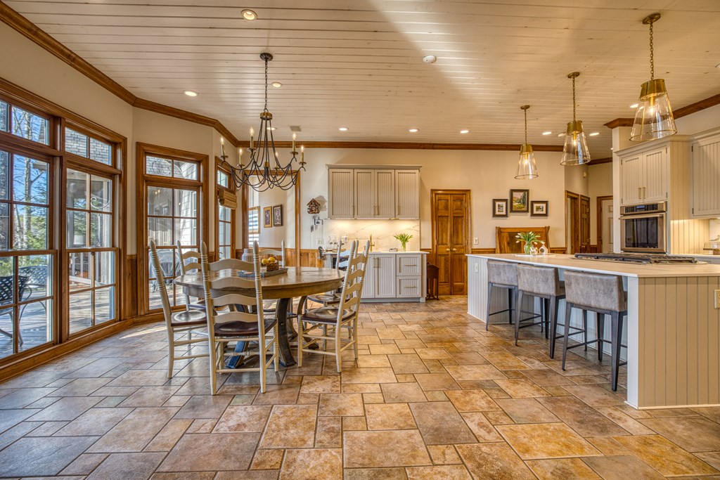 415347 Morganton Residential