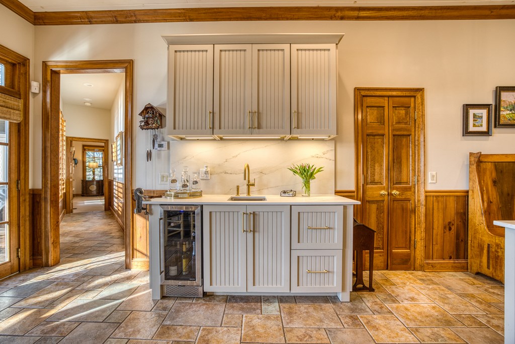 415347 Morganton Residential
