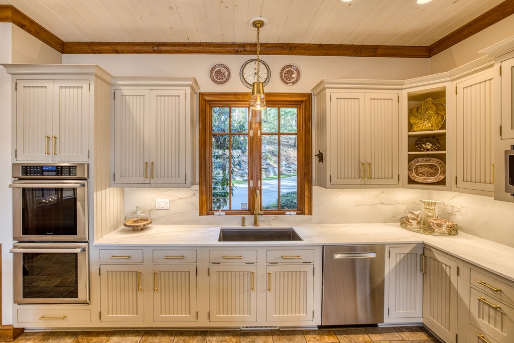415347 Morganton Residential