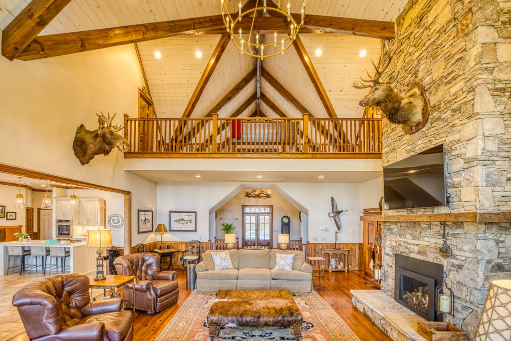 415347 Morganton Residential