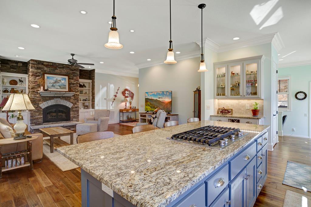 415348 Hiawassee Residential