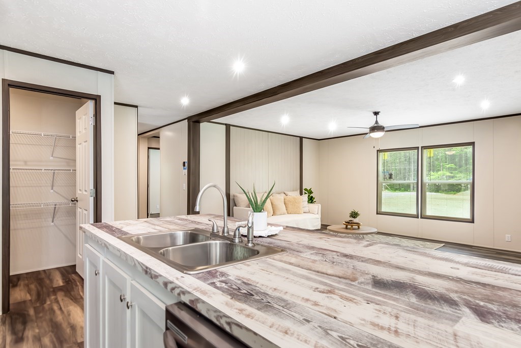 415349 Ellijay Residential