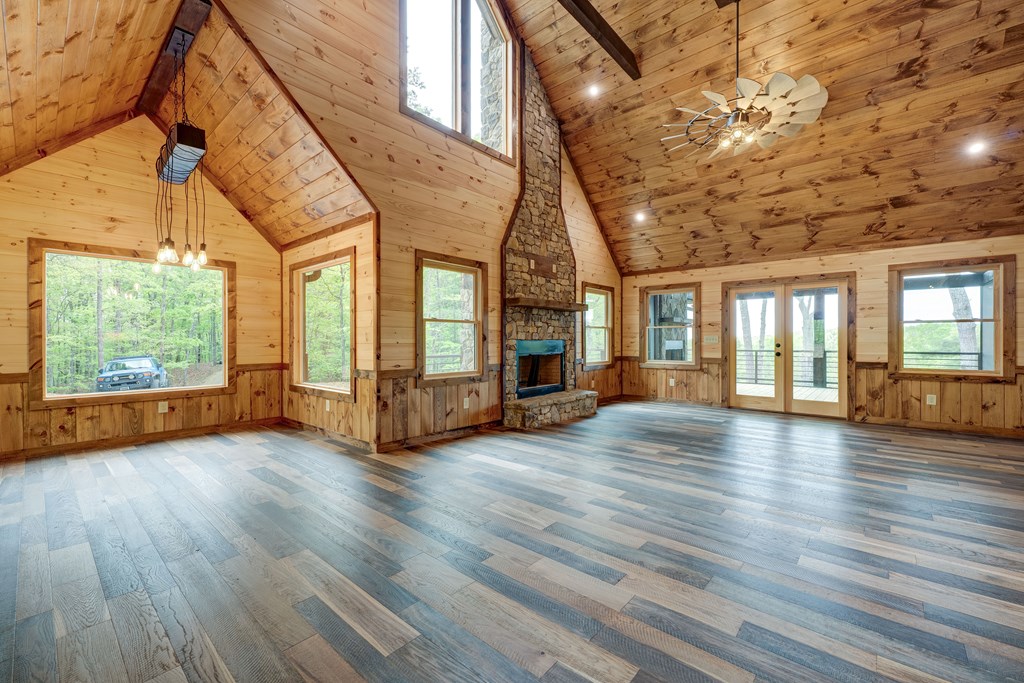 415350 Morganton Residential