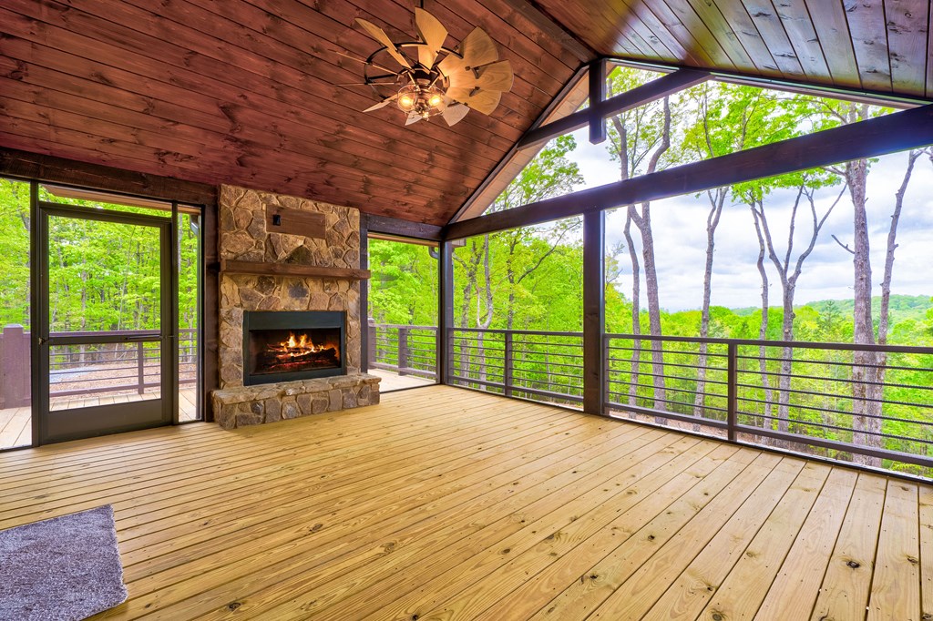 415350 Morganton Residential