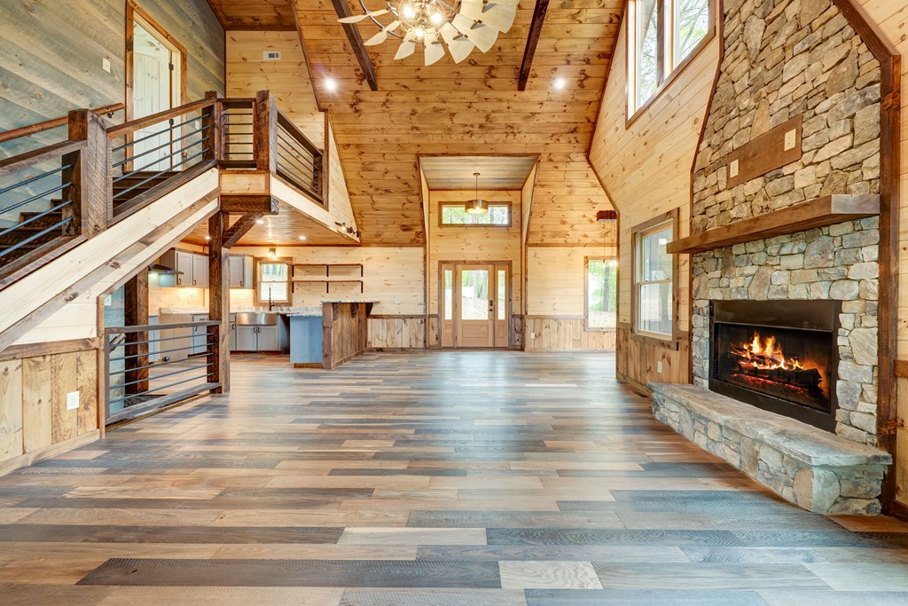 415350 Morganton Residential