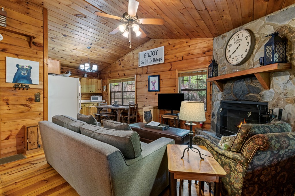 415359 Blue Ridge Residential