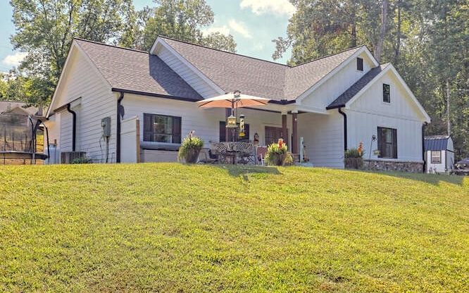 415370 Hayesville 
