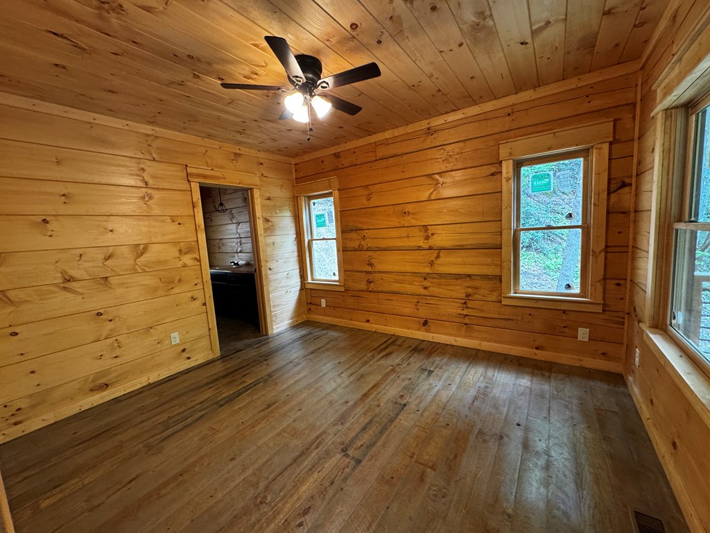 415371 Blue Ridge Residential