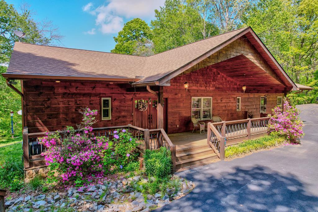 415376 Mineral Bluff 