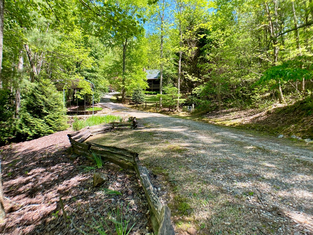415377 Young Harris Residential