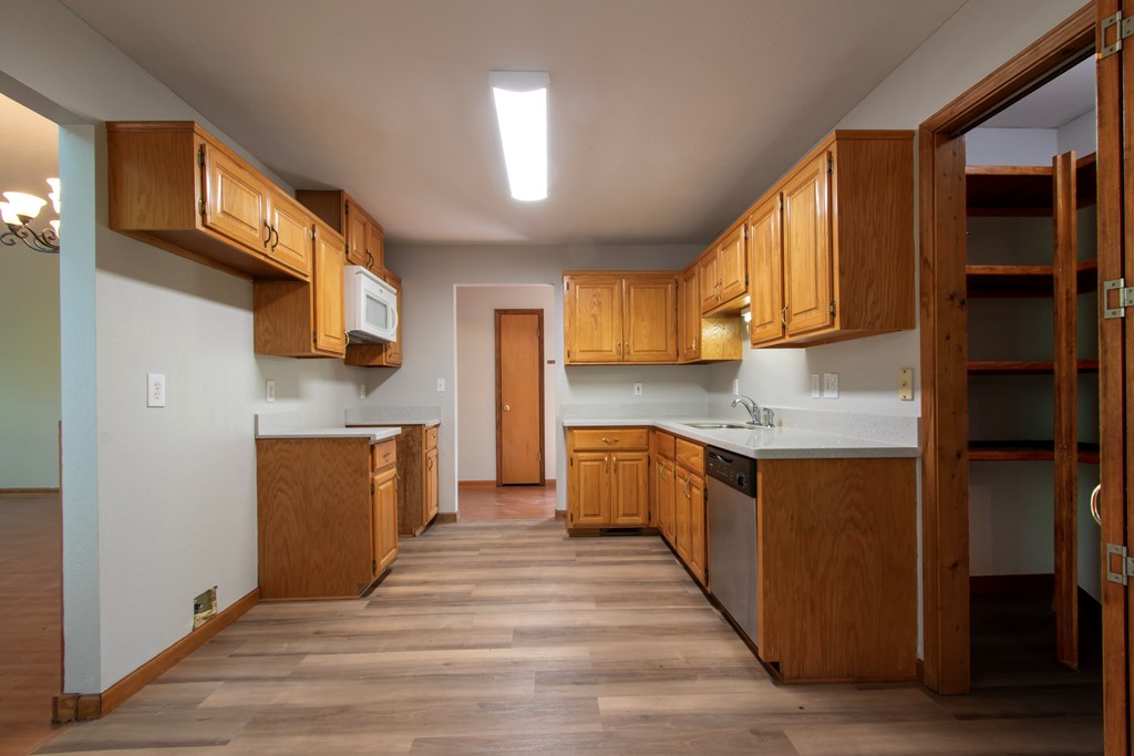 415383 Murphy Residential