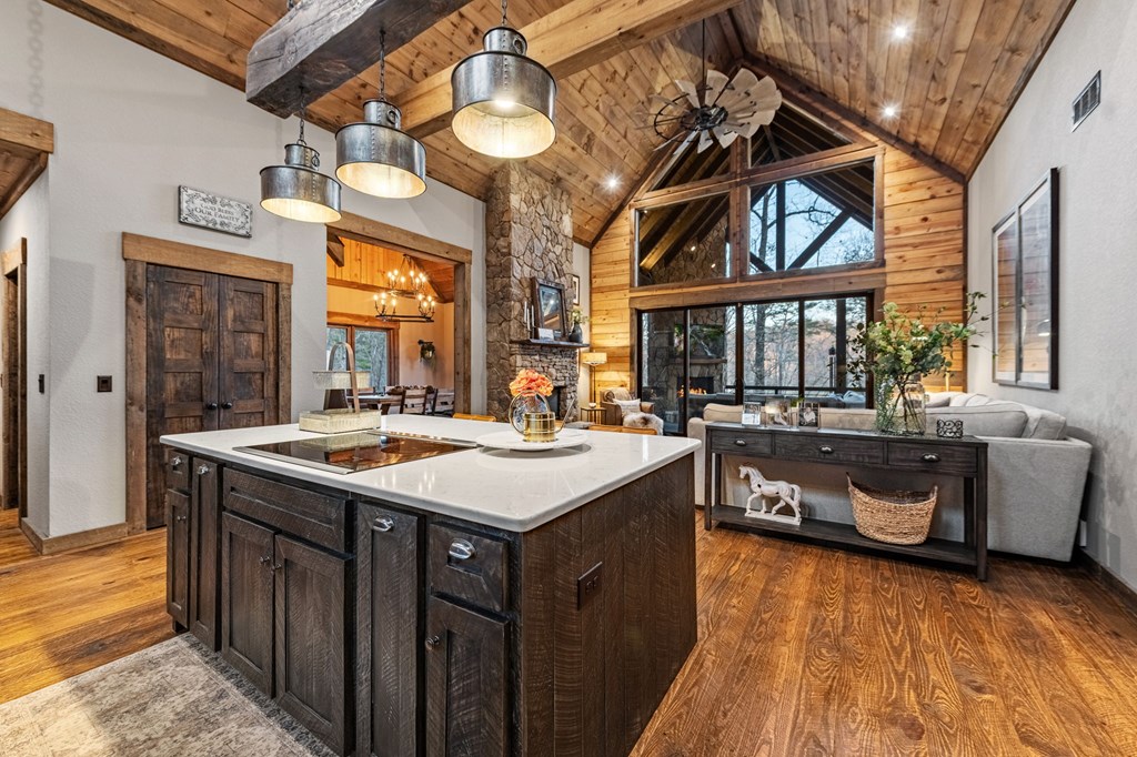 415385 Blue Ridge Residential