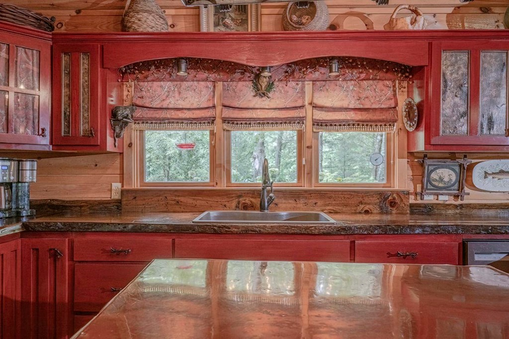 415387 Ellijay Residential
