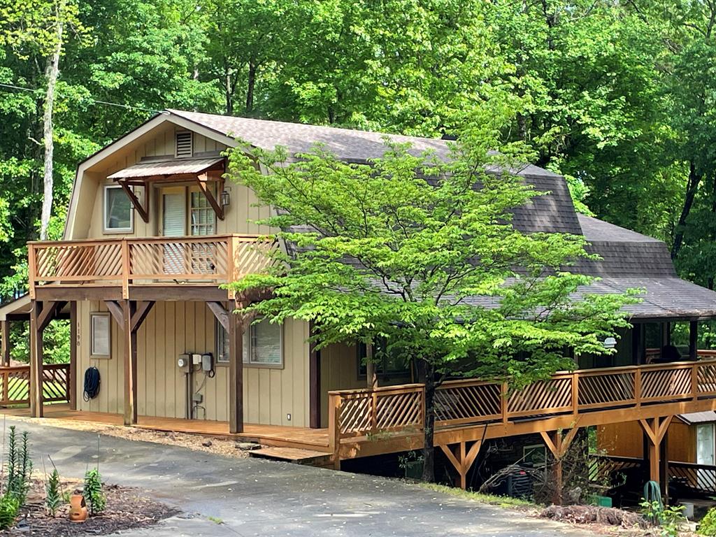 415389 Hayesville 