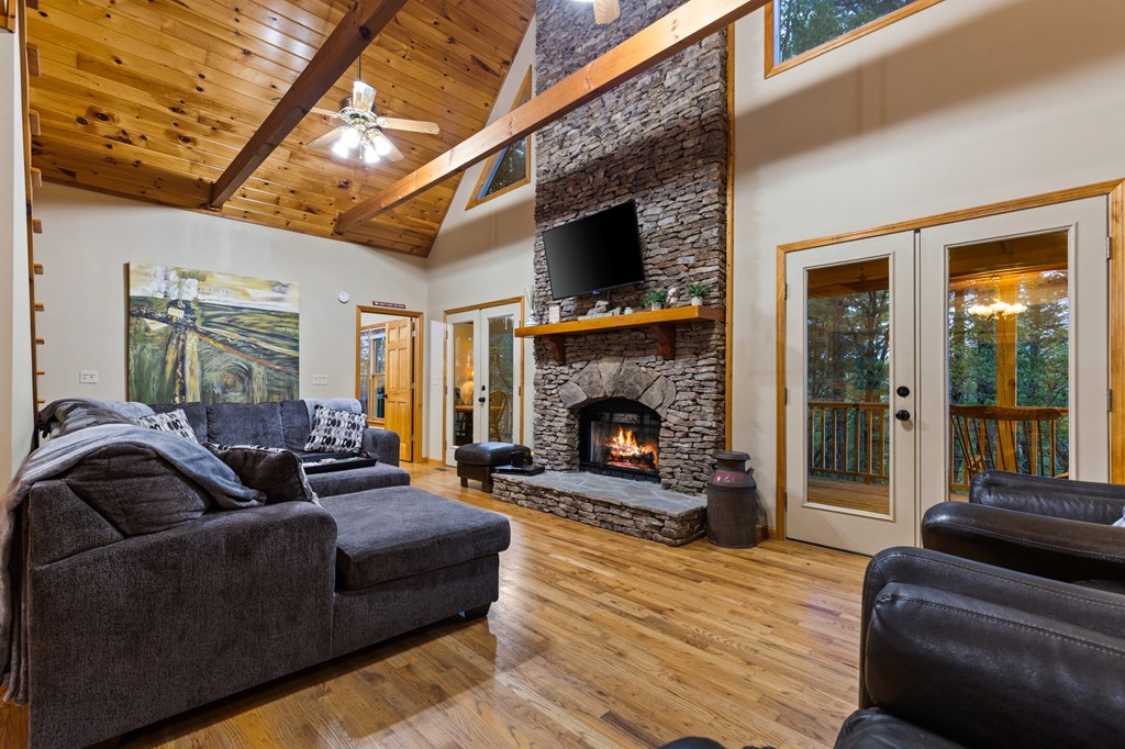 415394 Blue Ridge Residential