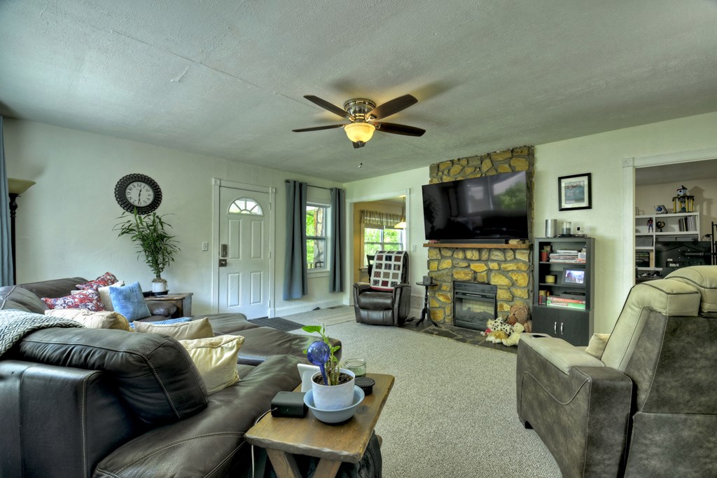 415398 Morganton Residential