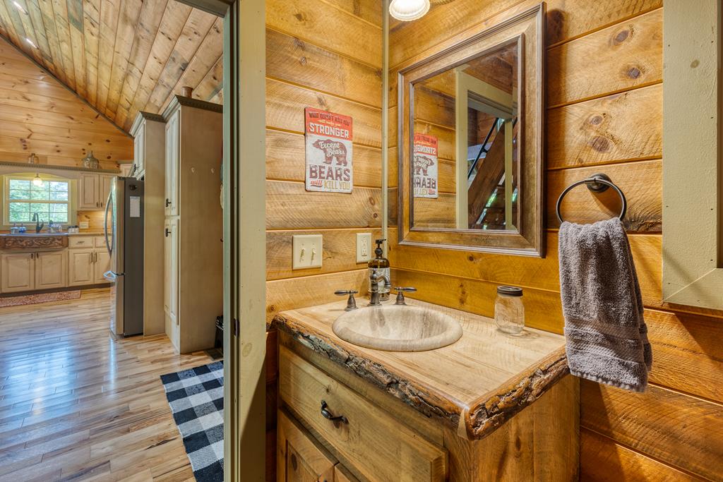 415402 Blue Ridge Residential