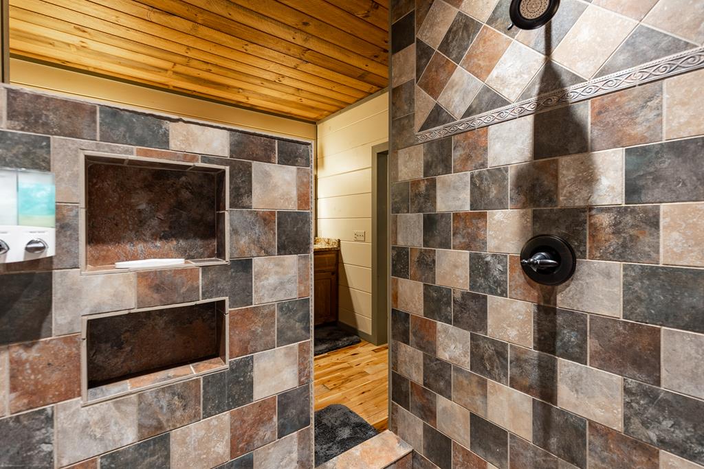 415402 Blue Ridge Residential