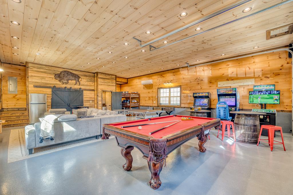415402 Blue Ridge Residential