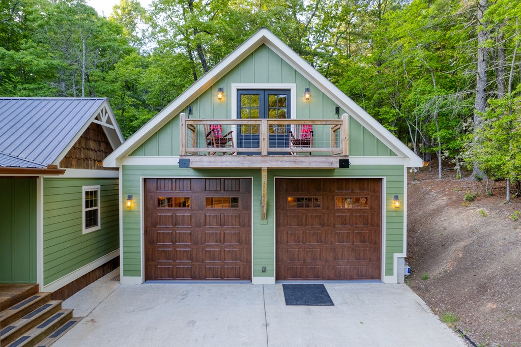 415402 Blue Ridge Residential