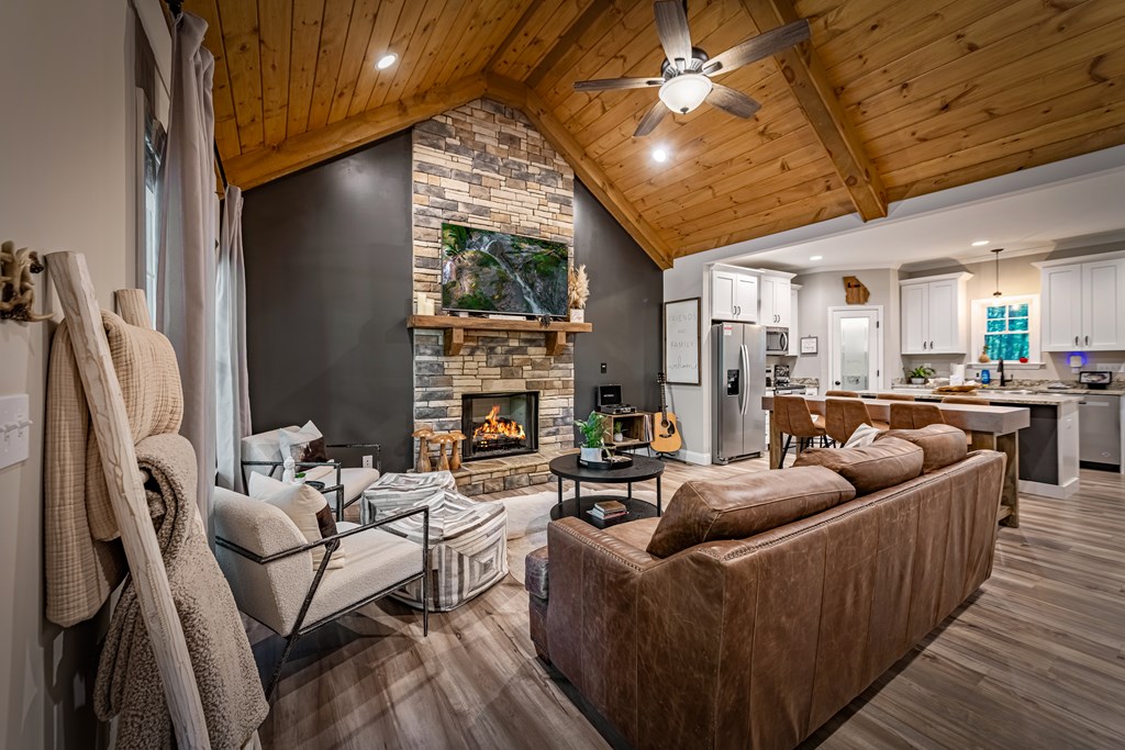 415403 Ellijay Residential