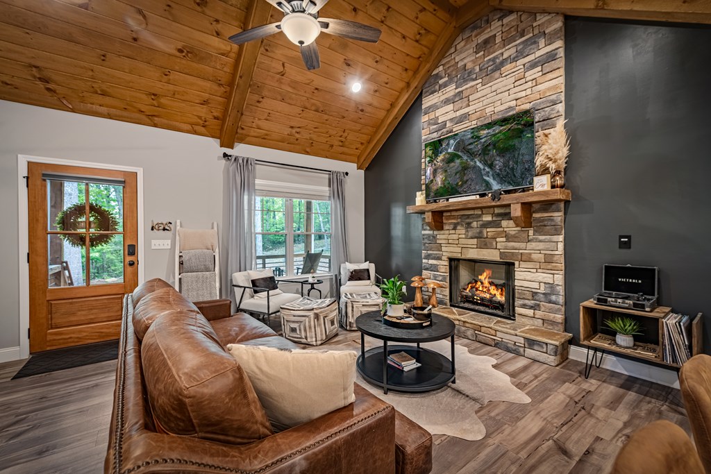 415403 Ellijay Residential