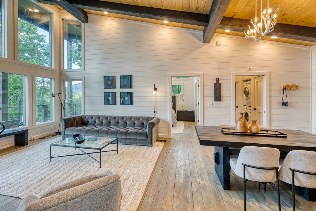 415405 Blue Ridge Residential