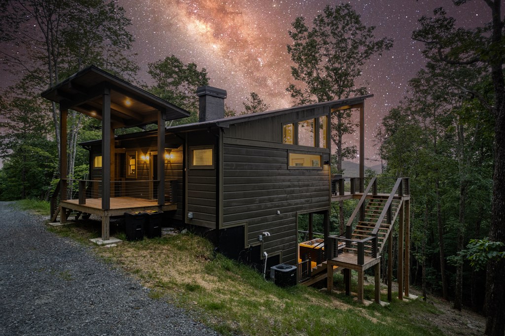 415405 Blue Ridge Residential