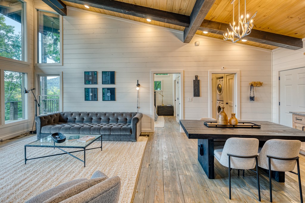 415405 Blue Ridge Residential