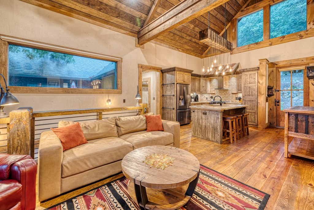 415406 Blue Ridge Residential