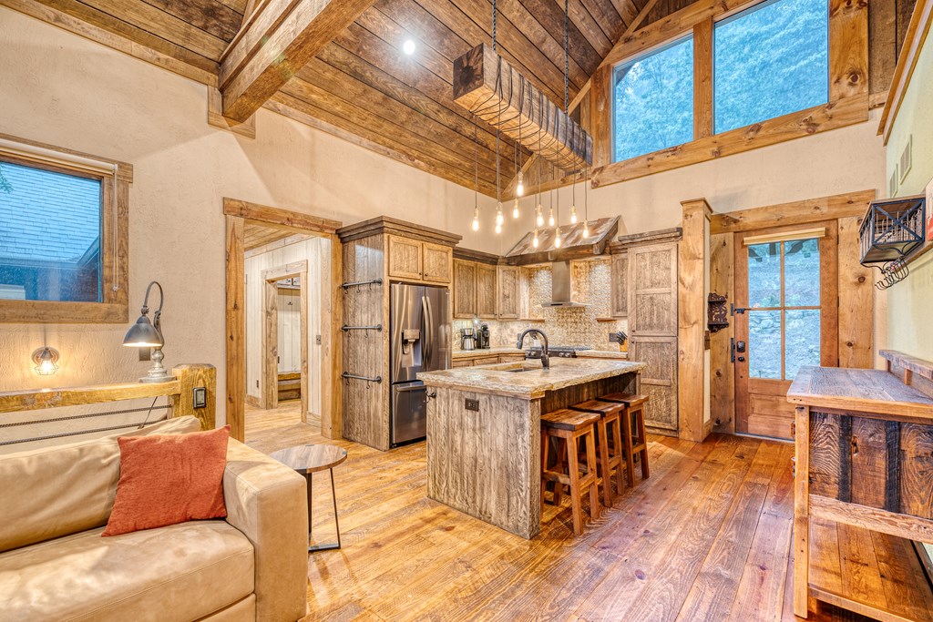 415406 Blue Ridge Residential