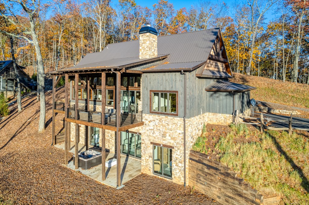 415407 Mineral Bluff Residential
