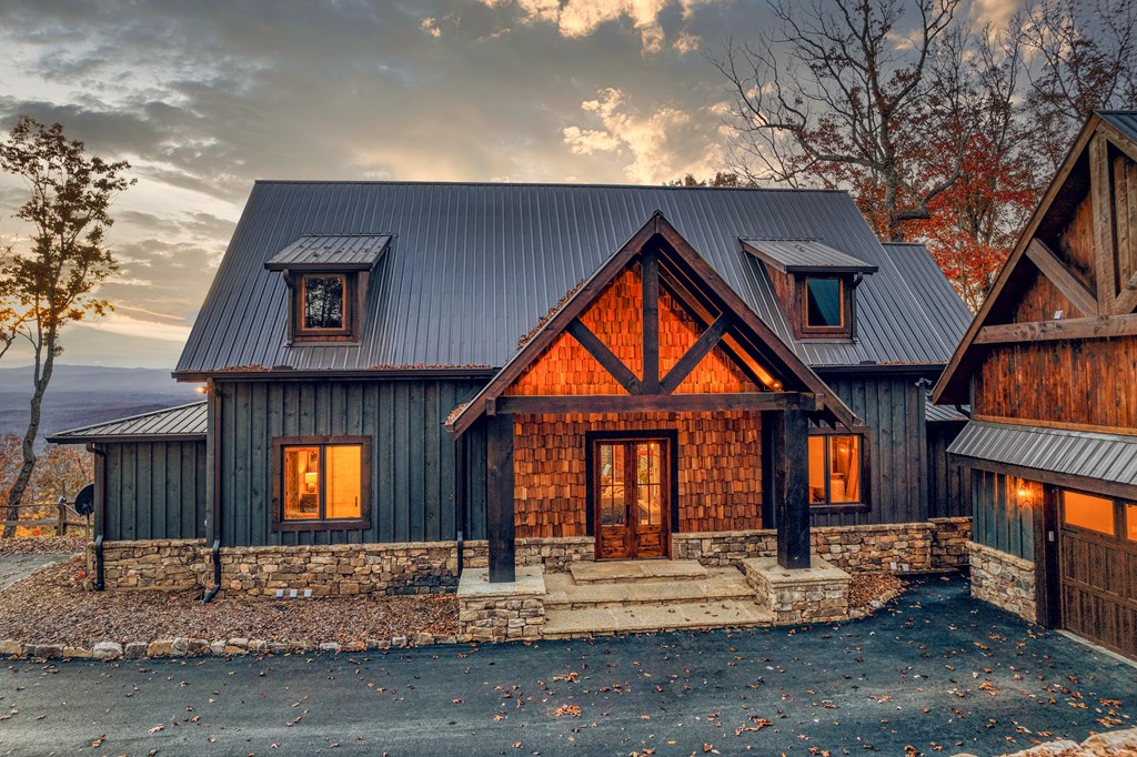 415407 Mineral Bluff Residential