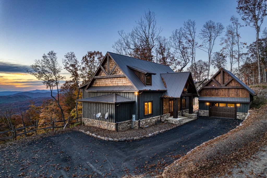 415407 Mineral Bluff Residential