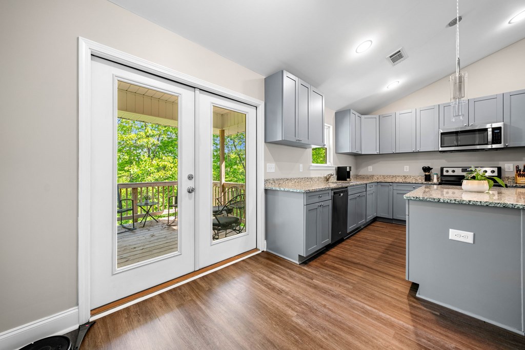 415409 Dawsonville Residential
