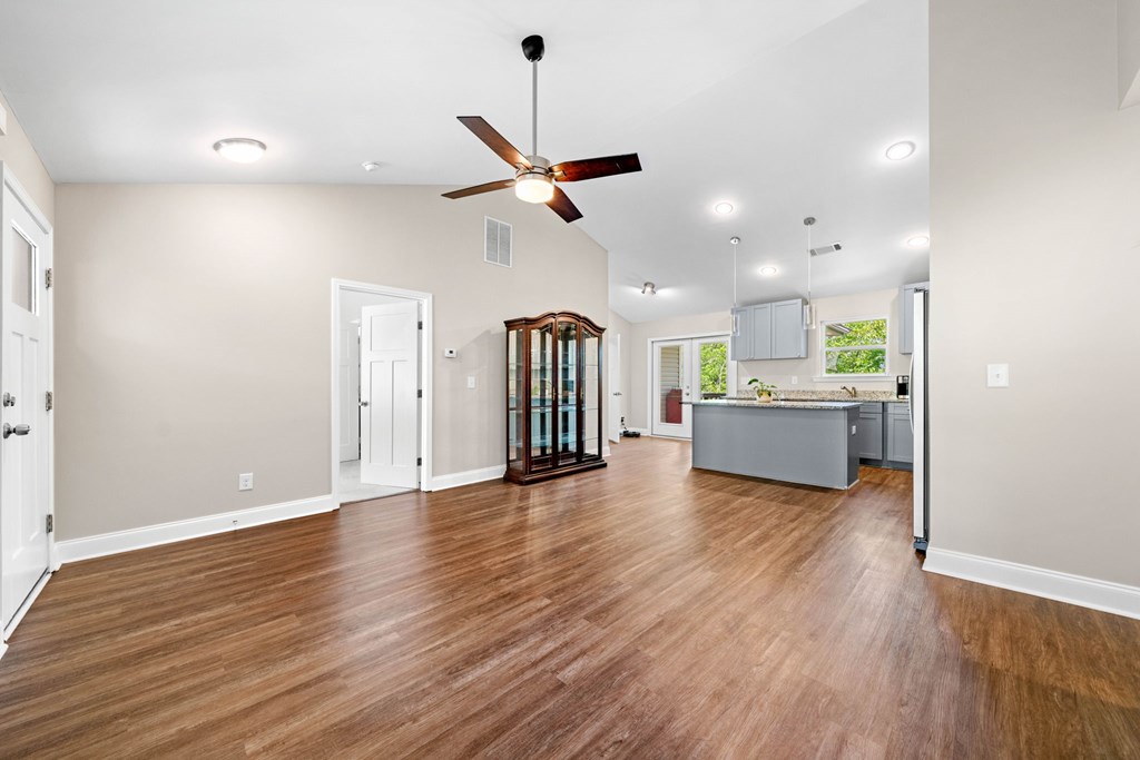 415409 Dawsonville Residential